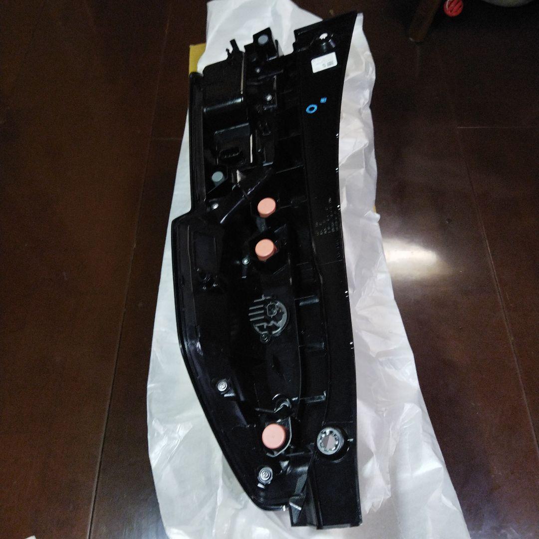 N-BOX カスタムJF3 テールランプ33550-TTA-J513-M1左側