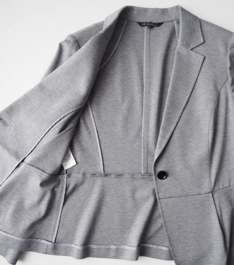 わかえ様23区 ウォッシャブル セットアップスーツ グレー 46 大きいサイズ