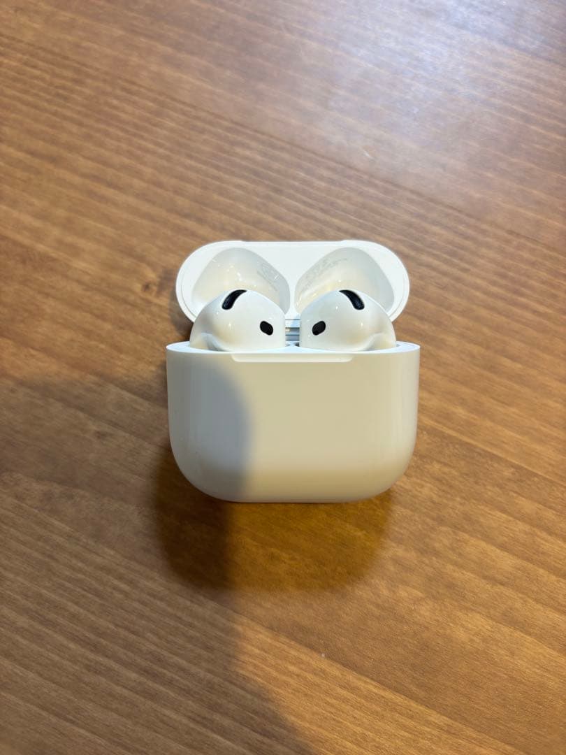 【ほぼ未使用】AirPods 4 ANC（アクティブノイズキャンセリング搭載）