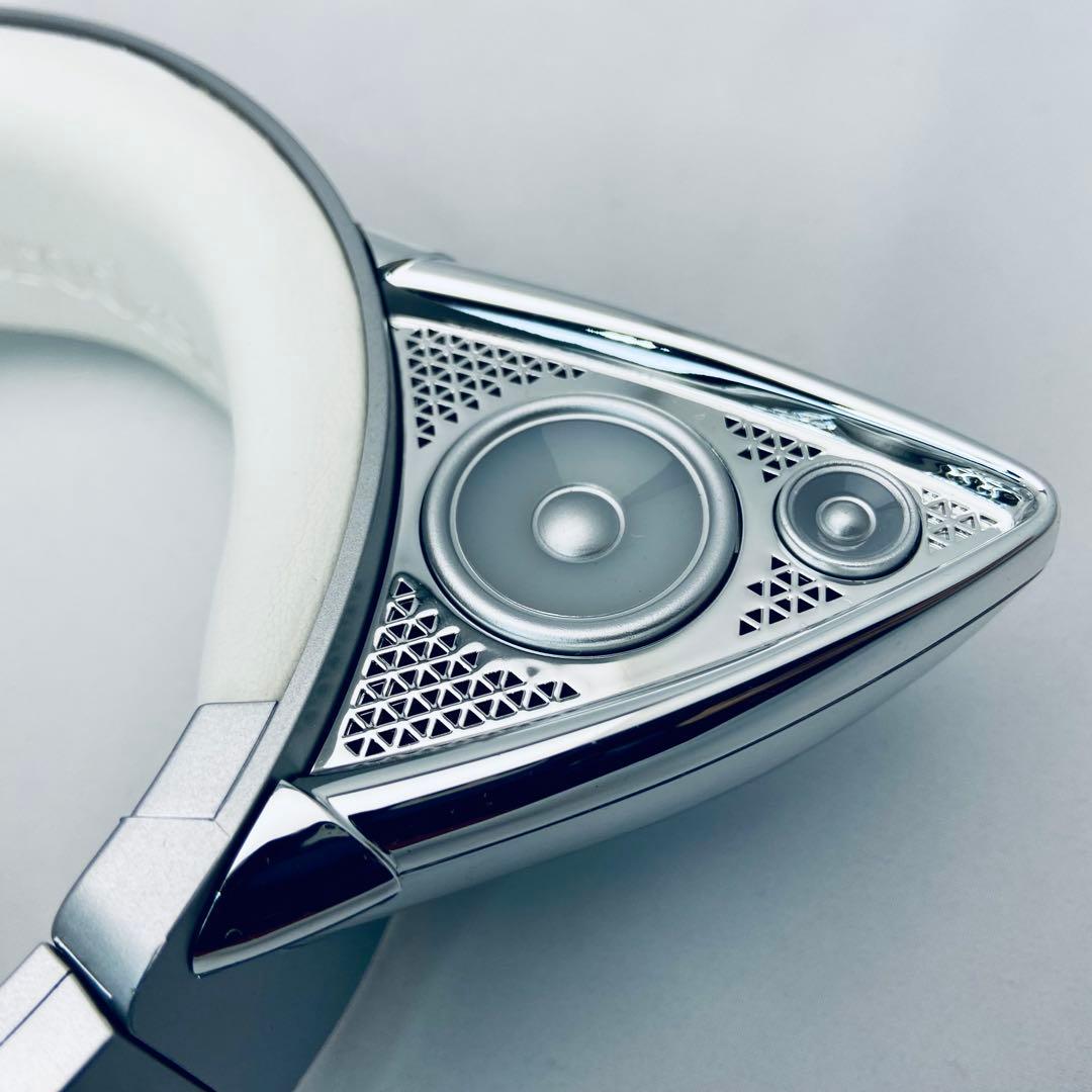 【限定】Ariana Grande × Brookstone ネコ耳ヘッドホン