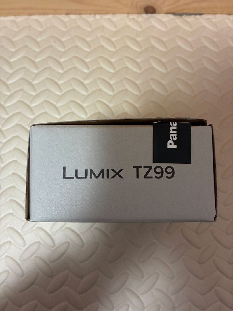 未使用品　panasonic tz99 デジタルカメラ ホワイト