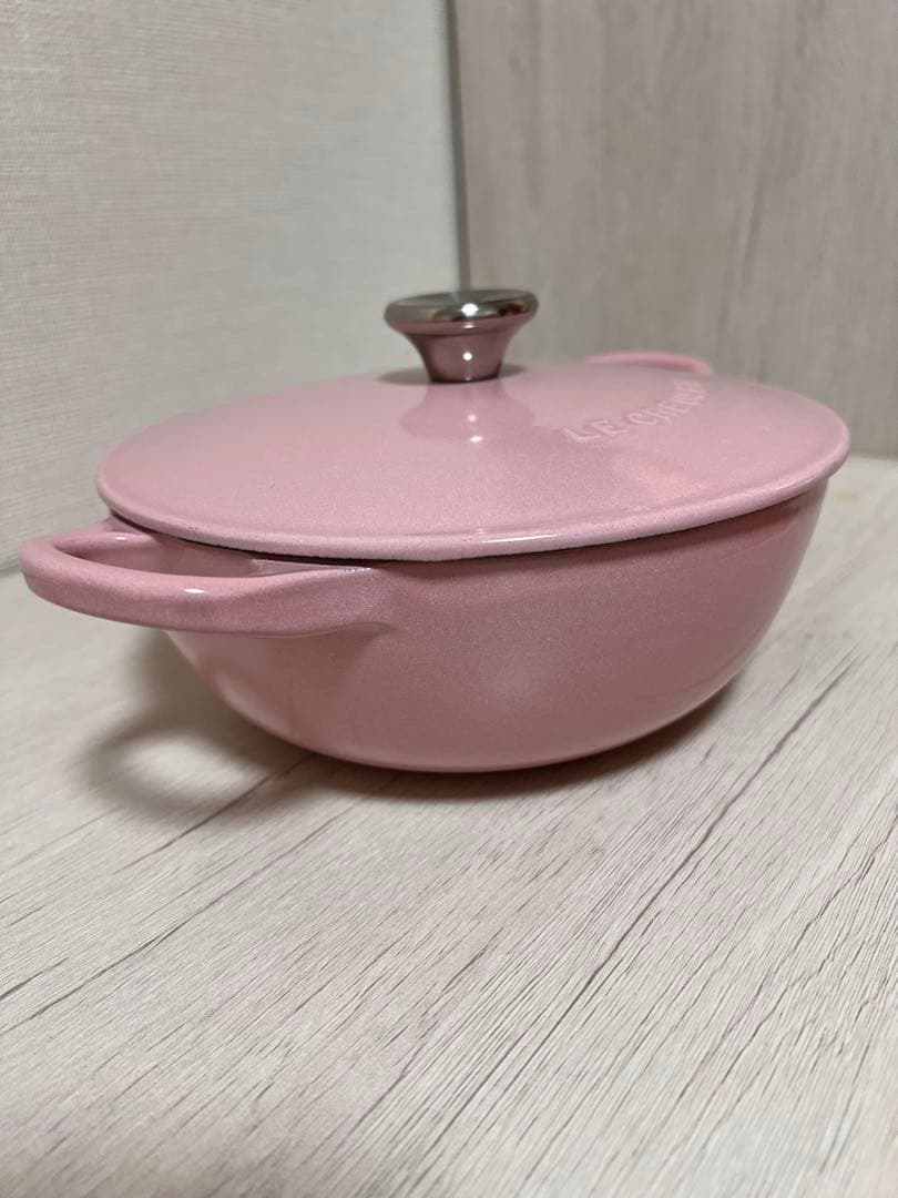 K-Jay　新品未使用:LE CREUSET モーヴピンク 両手鍋18cm