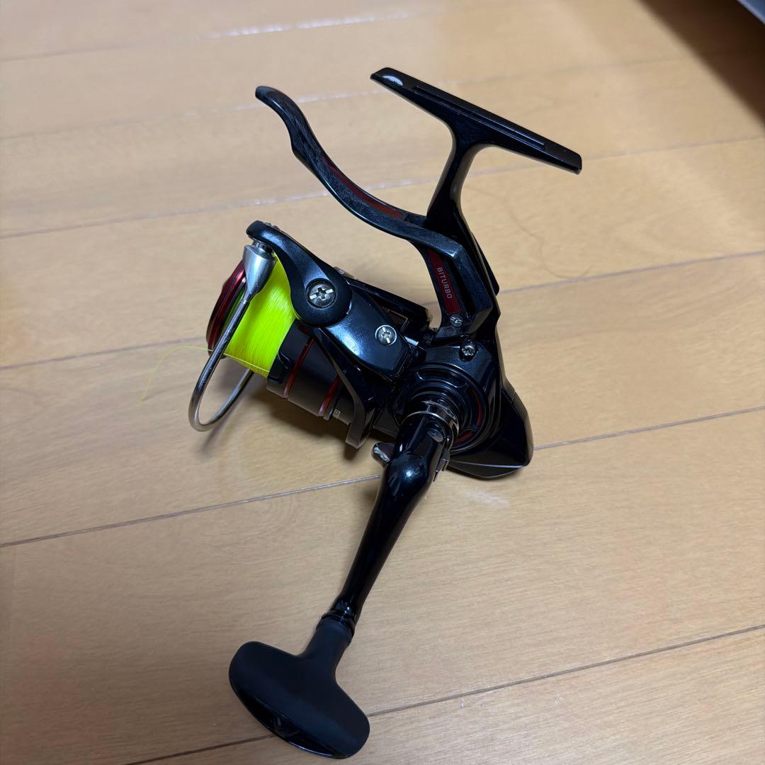 ダイワ CYGNUS 2500H-LBD スピニングリール