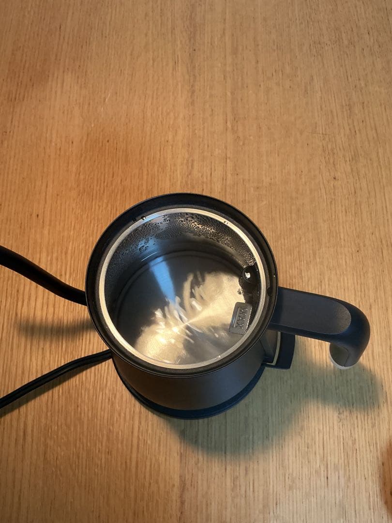 ☆オシャレ！バルミューダ電気ケトル　The PotK07A-BK超美品　送料無料