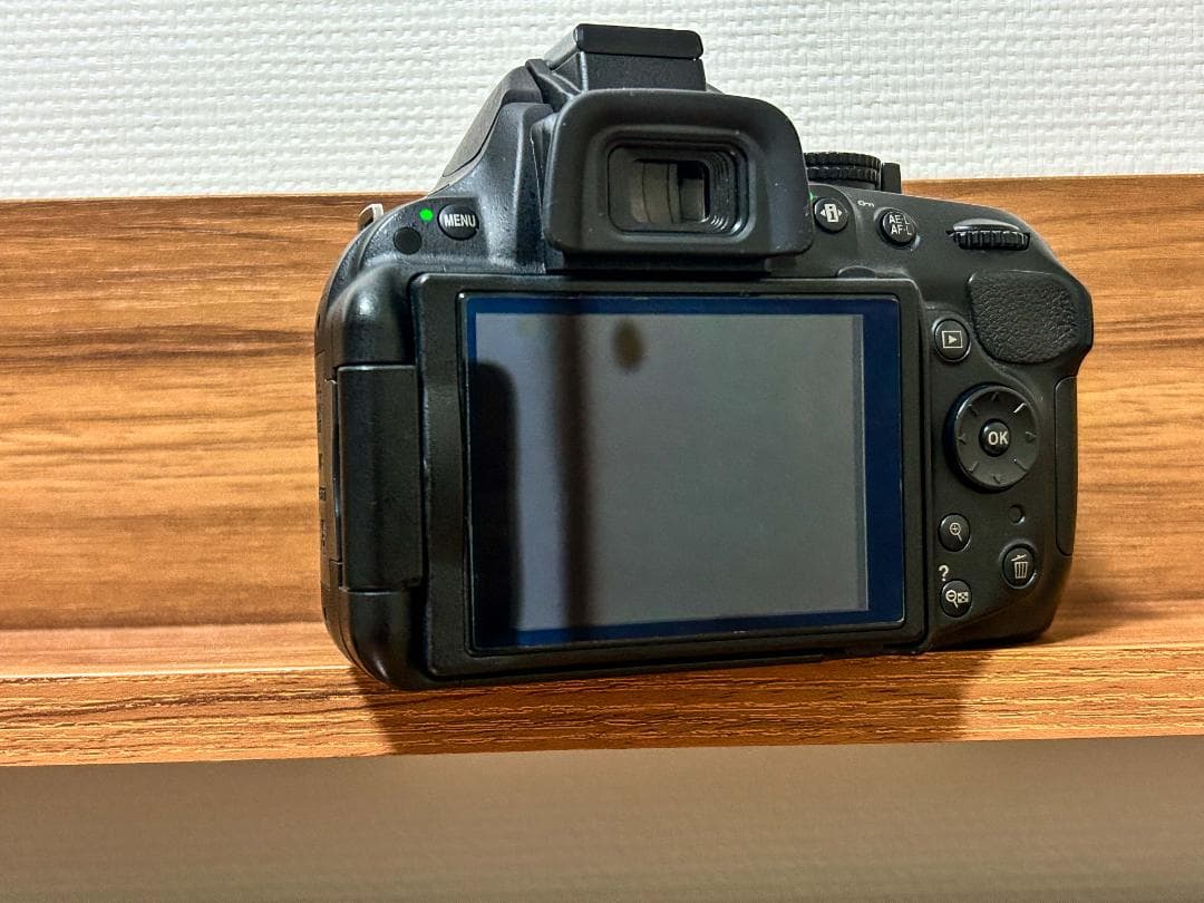 Nikon D5200 デジタル一眼レフカメラ