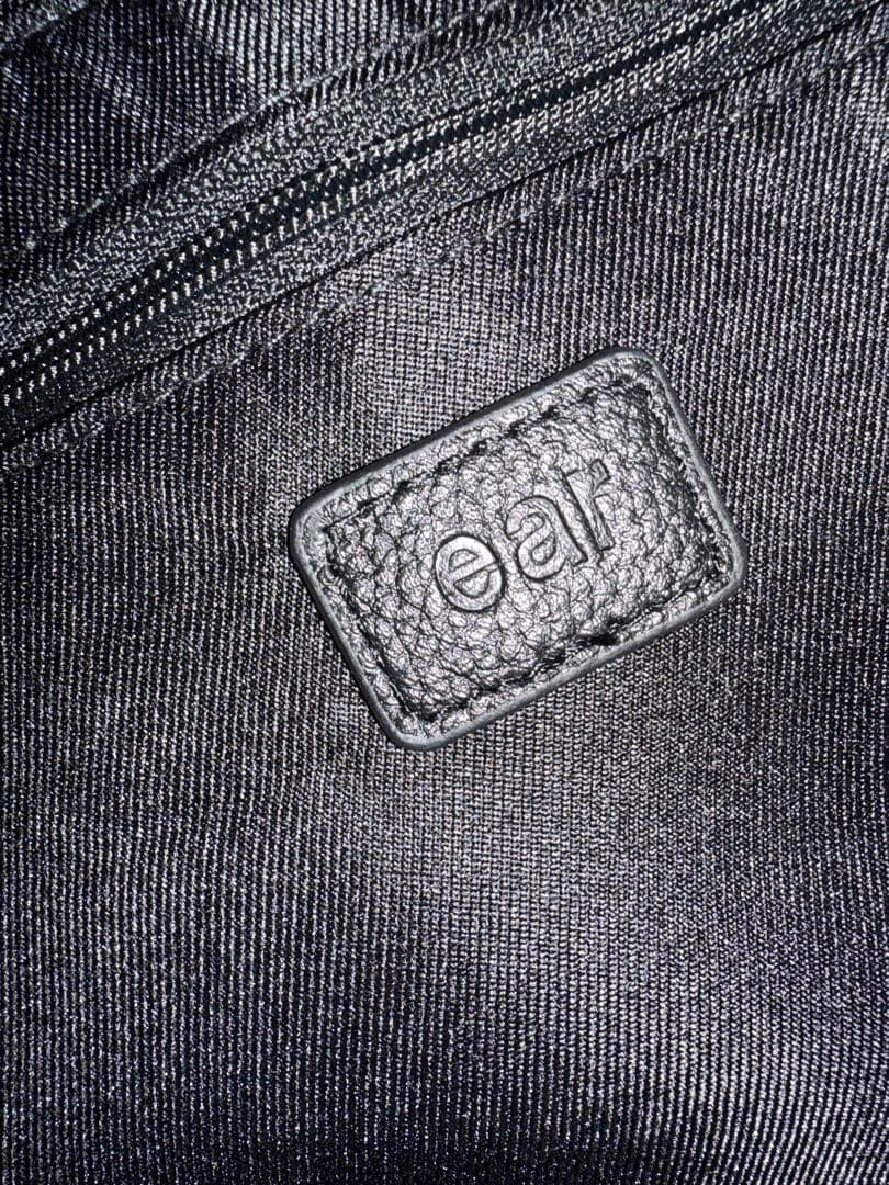 イアパピヨネ　ワイドテープショルダーバッグ　ボディバッグ　完売色