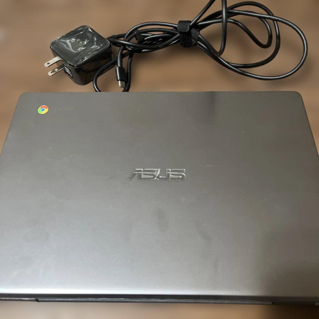 ASUS C223NA Chromebook 本体 充電器付き