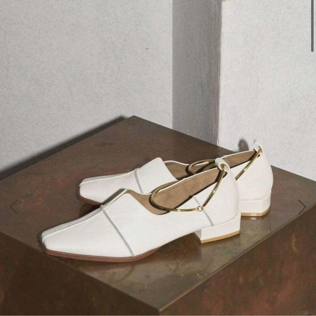 Le Talon GRISE レザーフラットシューズ