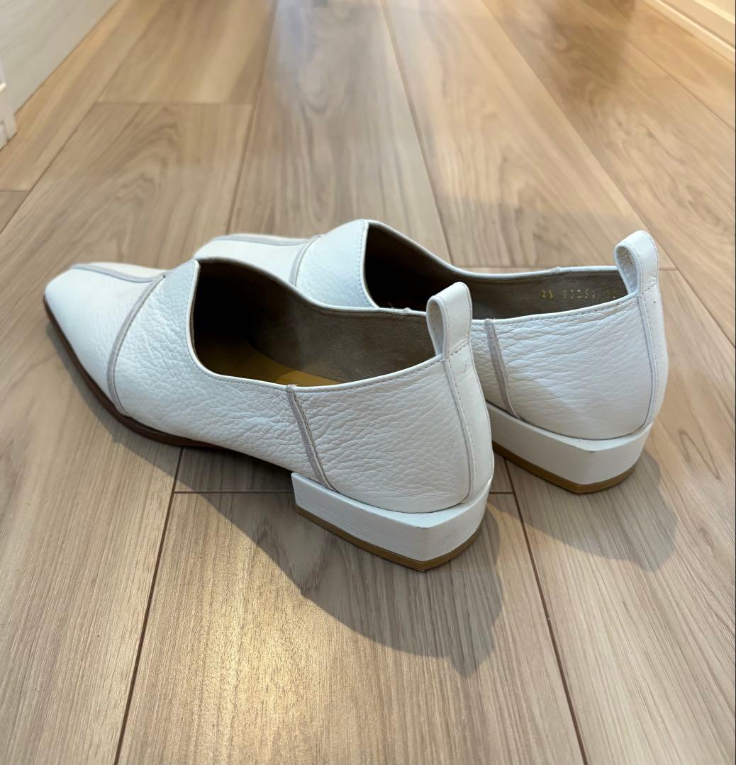 Le Talon GRISE レザーフラットシューズ