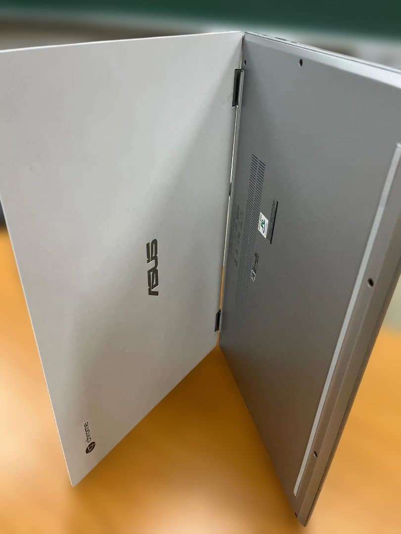 ASUS Chromebook 2-in-1 シルバー C436F