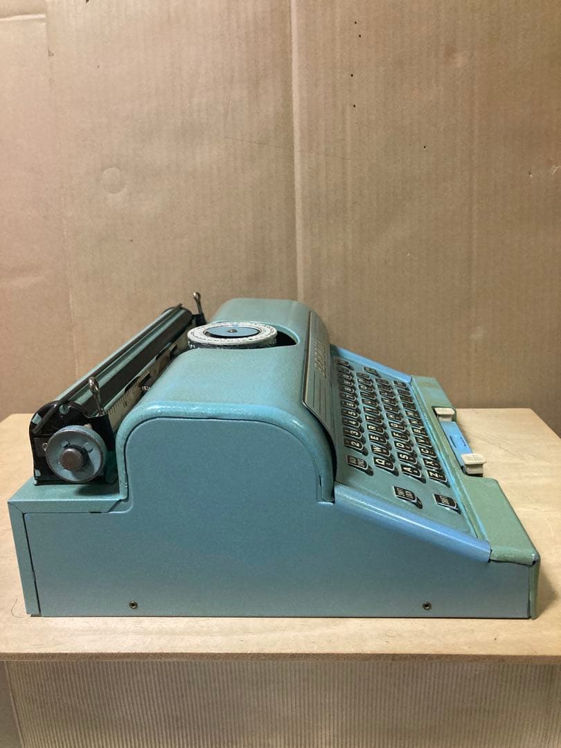おもちゃのタイプライター 水色　アメリカ　ビンテージ　子ども