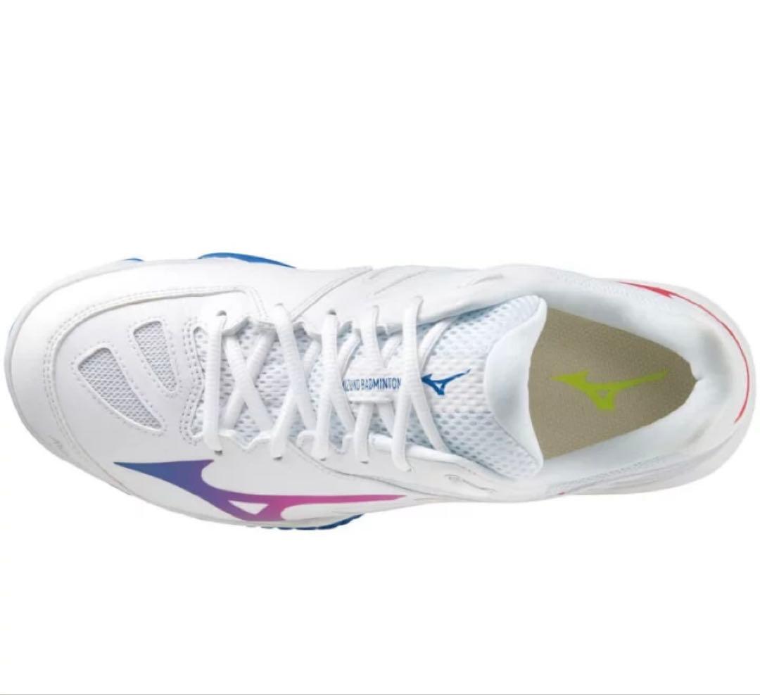 新品未使用　ミズノバドミントンシューズ ウエーブクロー 2 71GA211013