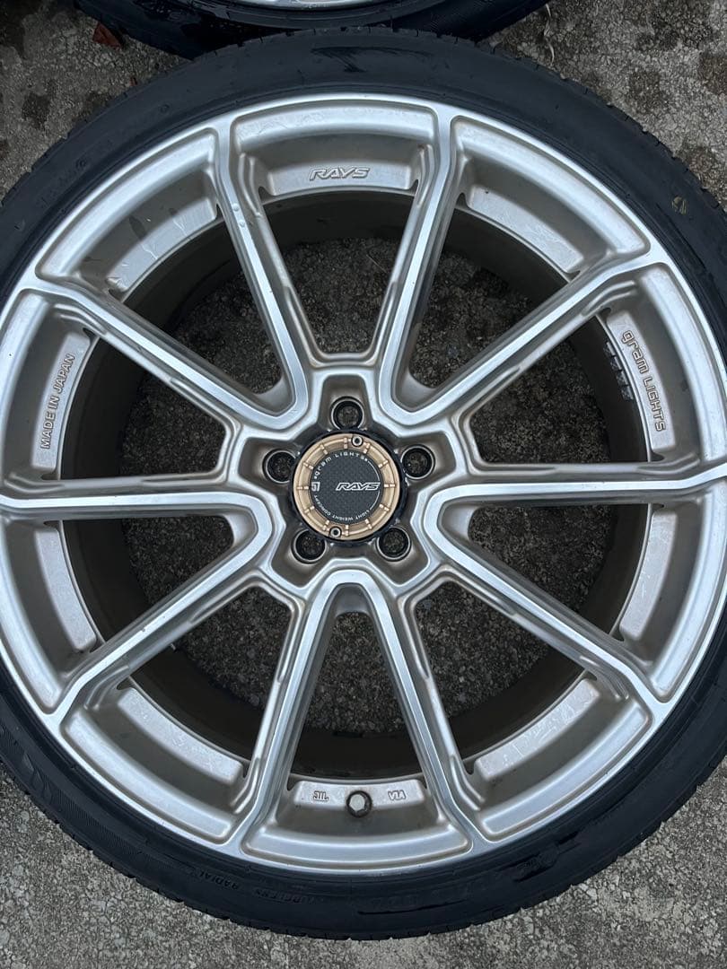 ⭐︎122213⭐︎③2025年製造！215/40R18タイヤアルミセット1本