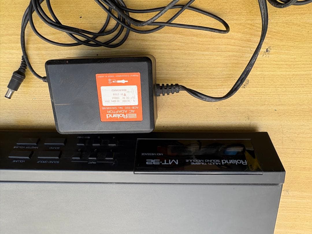 Roland MT-32 サウンドモジュール