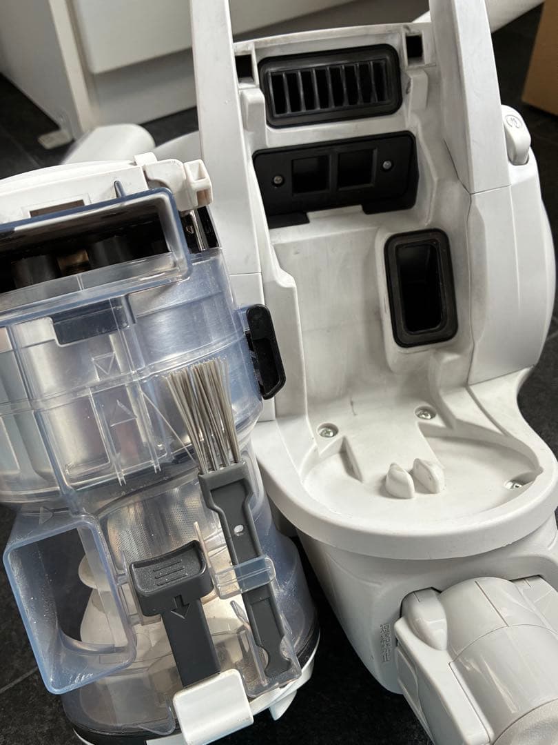 Panasonicプチサイクロン MC-SR590K パナソニック掃除機