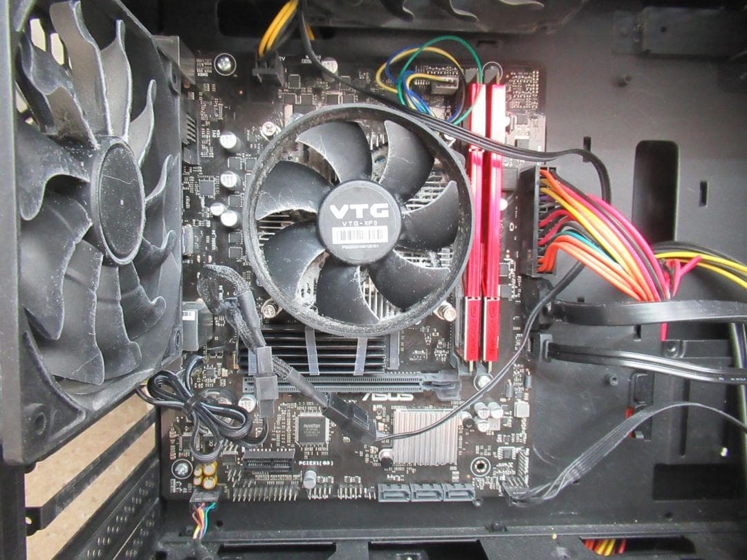 Intel Core i7 13700 + Asus H610M-R D4セット