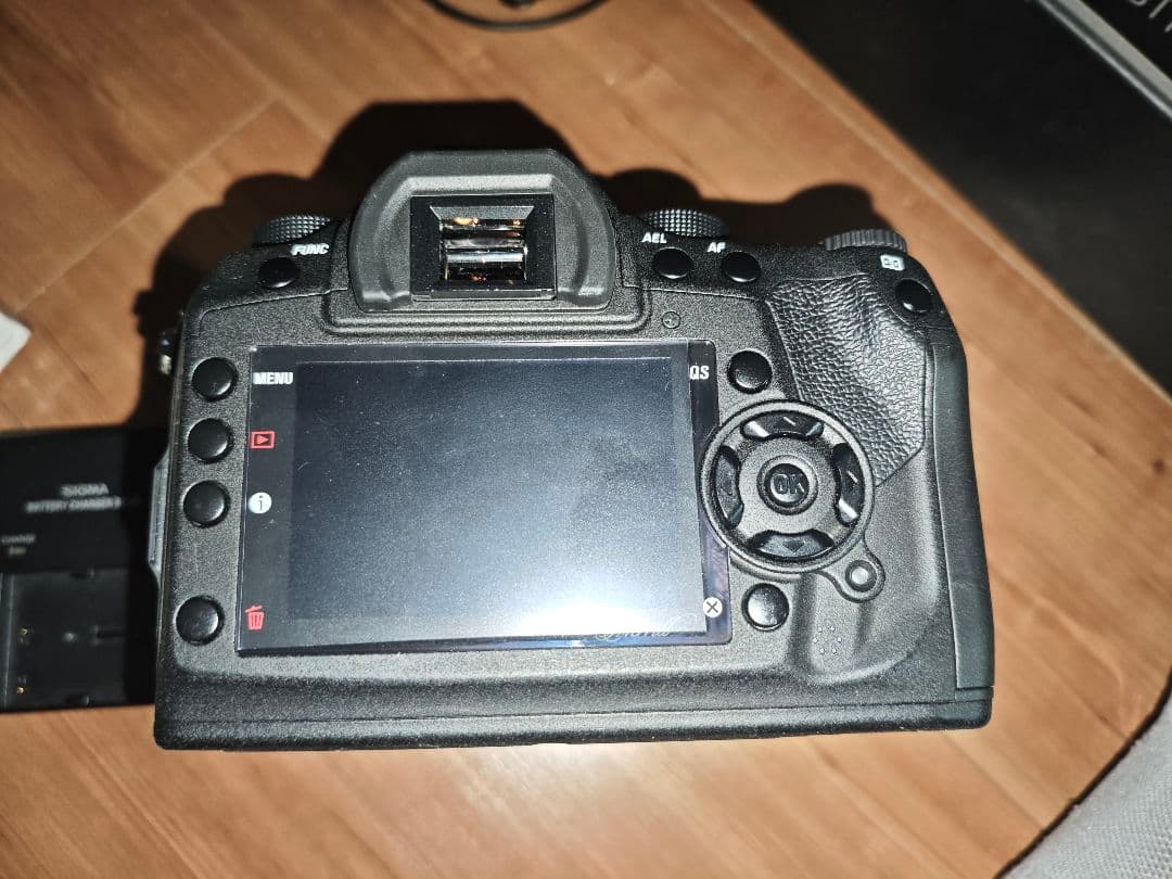 SIGMA SD1メリル＋ レンズ2本セットきれい、作例あり