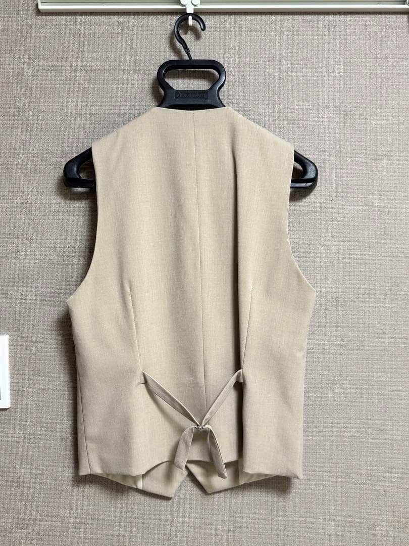 THE URBAN BLANCHE ベージュ タキシード　（TX12）