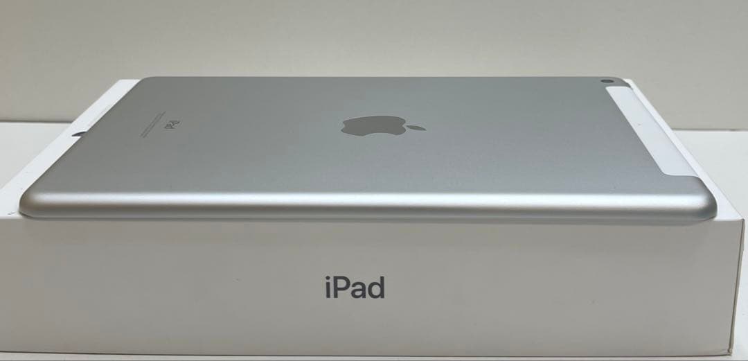#11 iPad 第6世代 128GB Wi-Fi + Cellular 93%