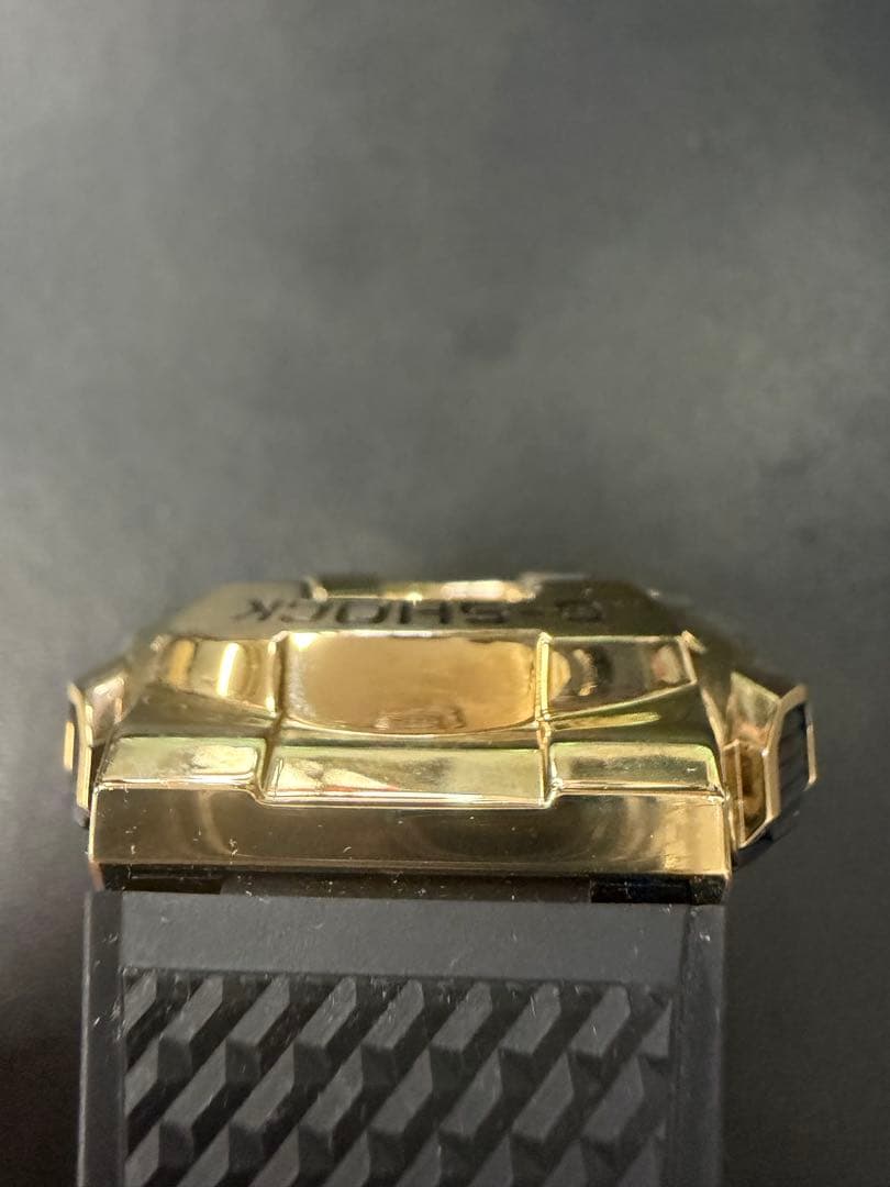 CASIO G-SHOCK GM-110G-1A9JF QZ 中古美品 7