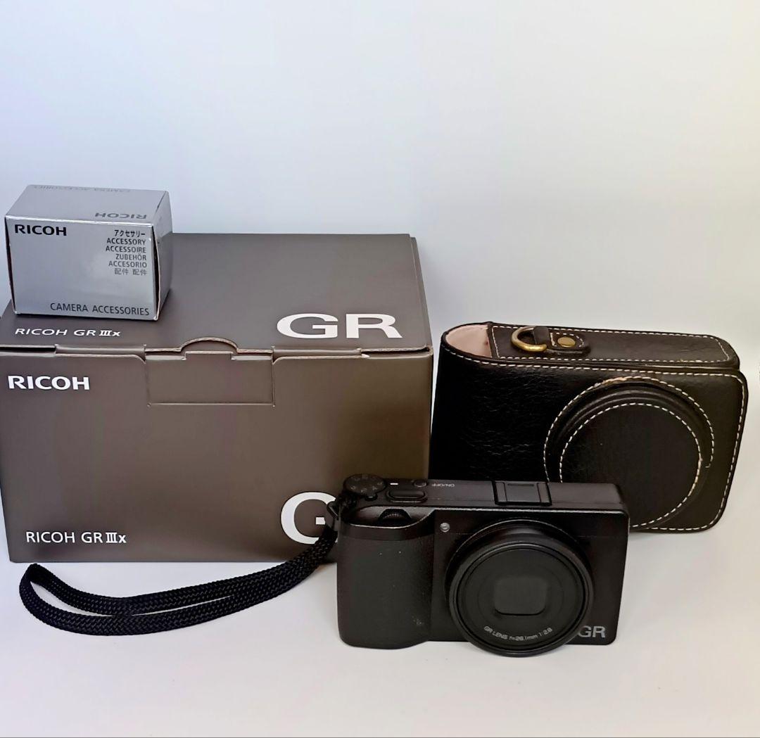 【おまけつき】RICOH GR IIIx 40ミリ コンパクトデジタルカメラ