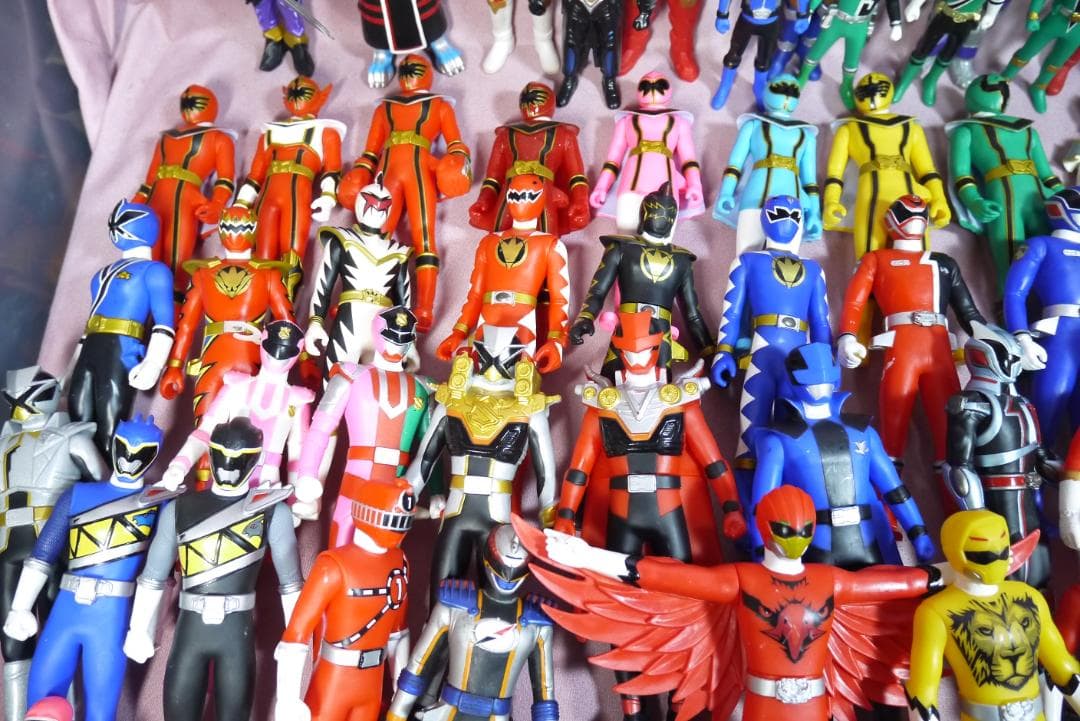 スーパー戦隊シリーズ　ソフビヒーロー　など　180体