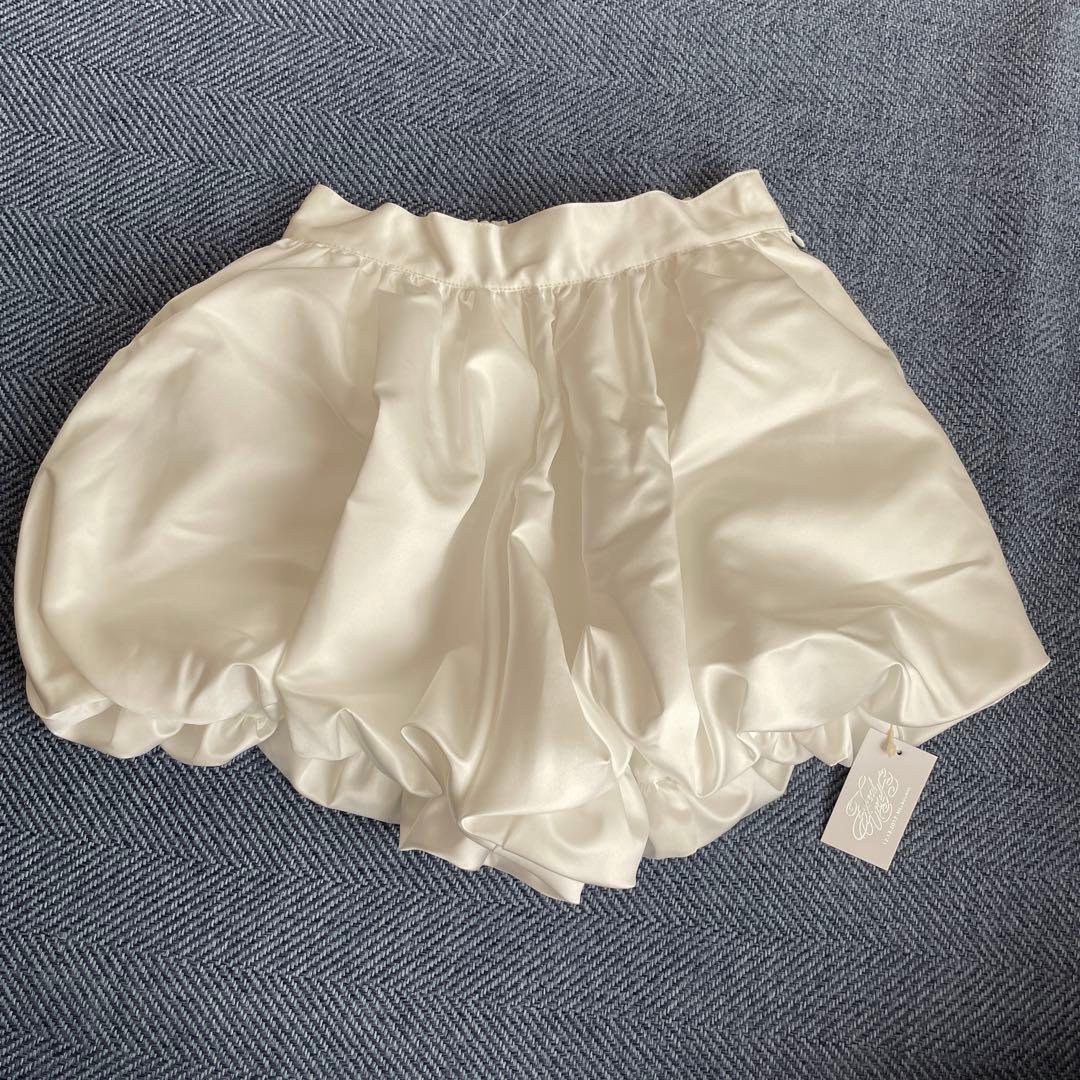 Treat Urself 「satin balloon short pants」