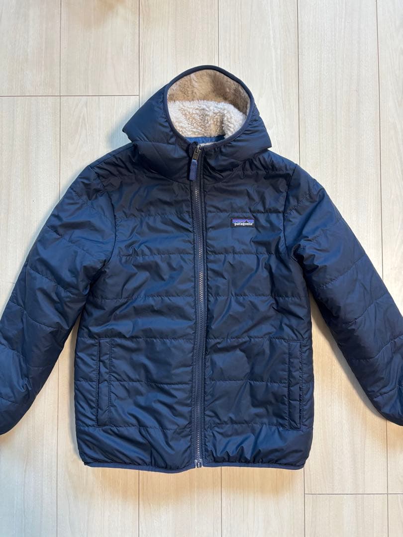 patagonia フリースダウン ネイビーリバーシブル140