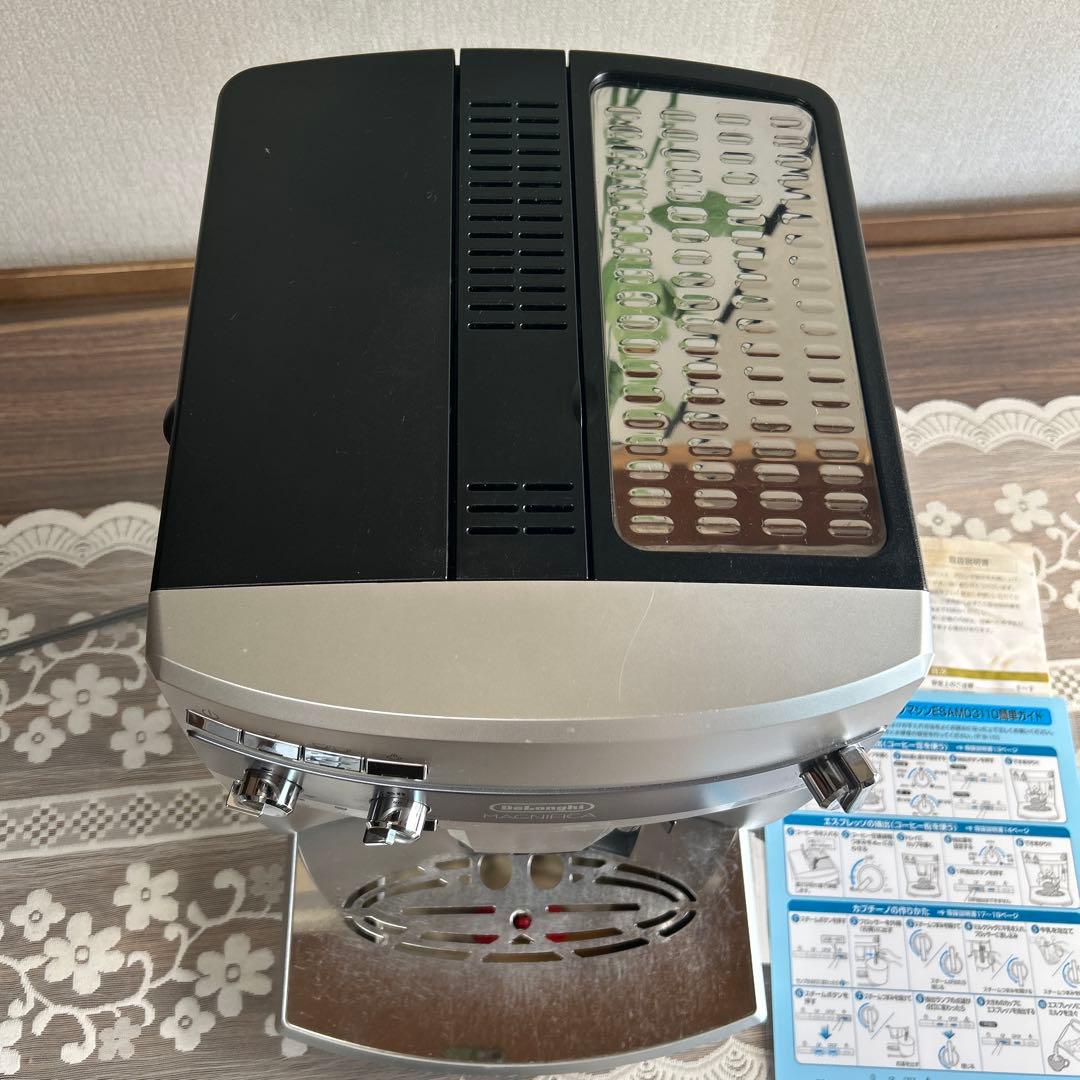 デロンギ マグニフィカ エスプレッソマシン ESAM03110動確済