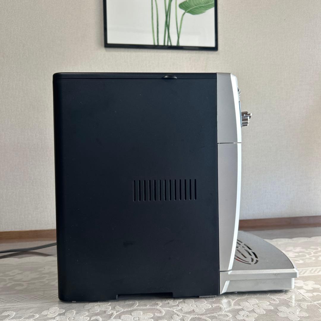 デロンギ マグニフィカ エスプレッソマシン ESAM03110動確済