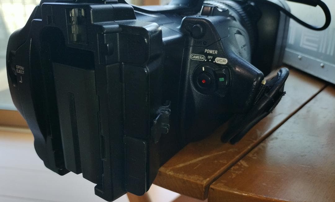 ★SONY HVR-Z5Jバッテリー7個ACVQ850 DK415 RMT831