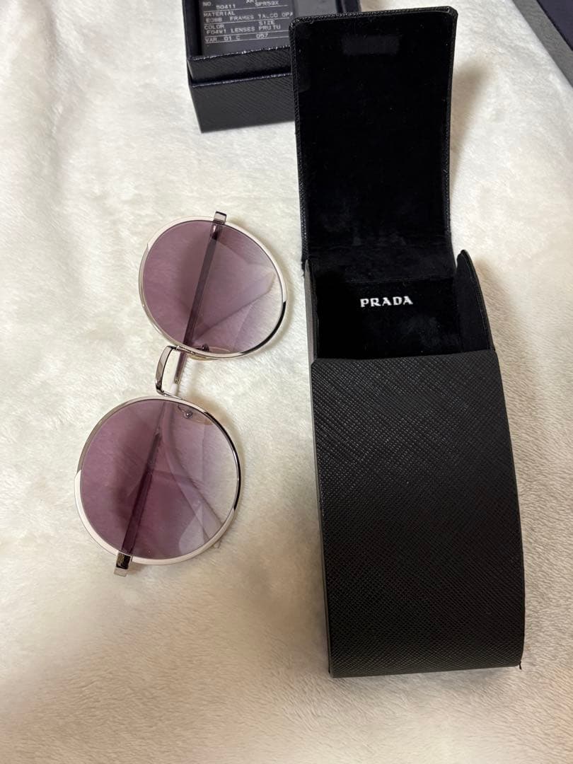 PRADA ラウンドサングラス グレー レンズ