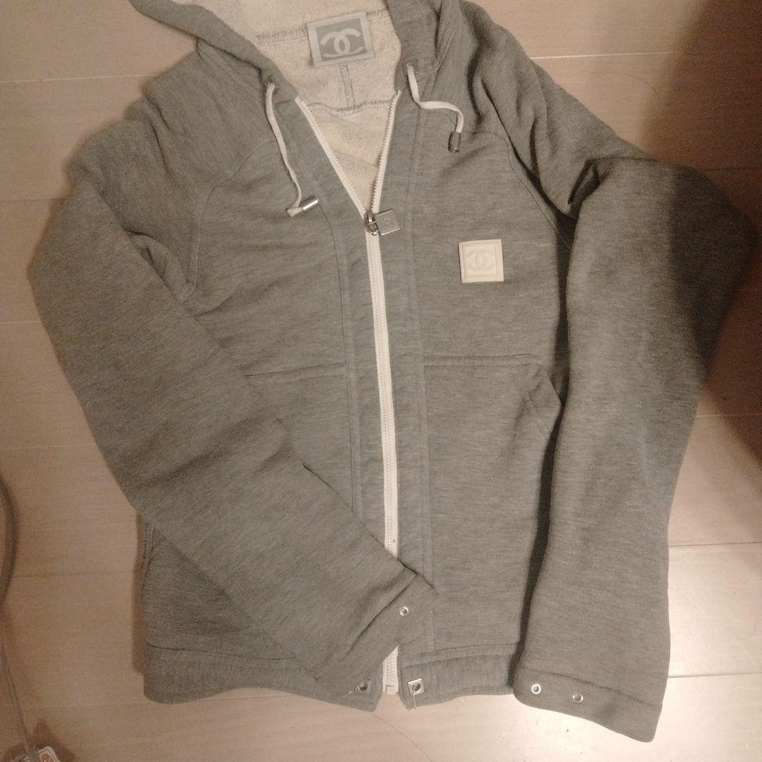 Chanel グレー フード付きパーカー