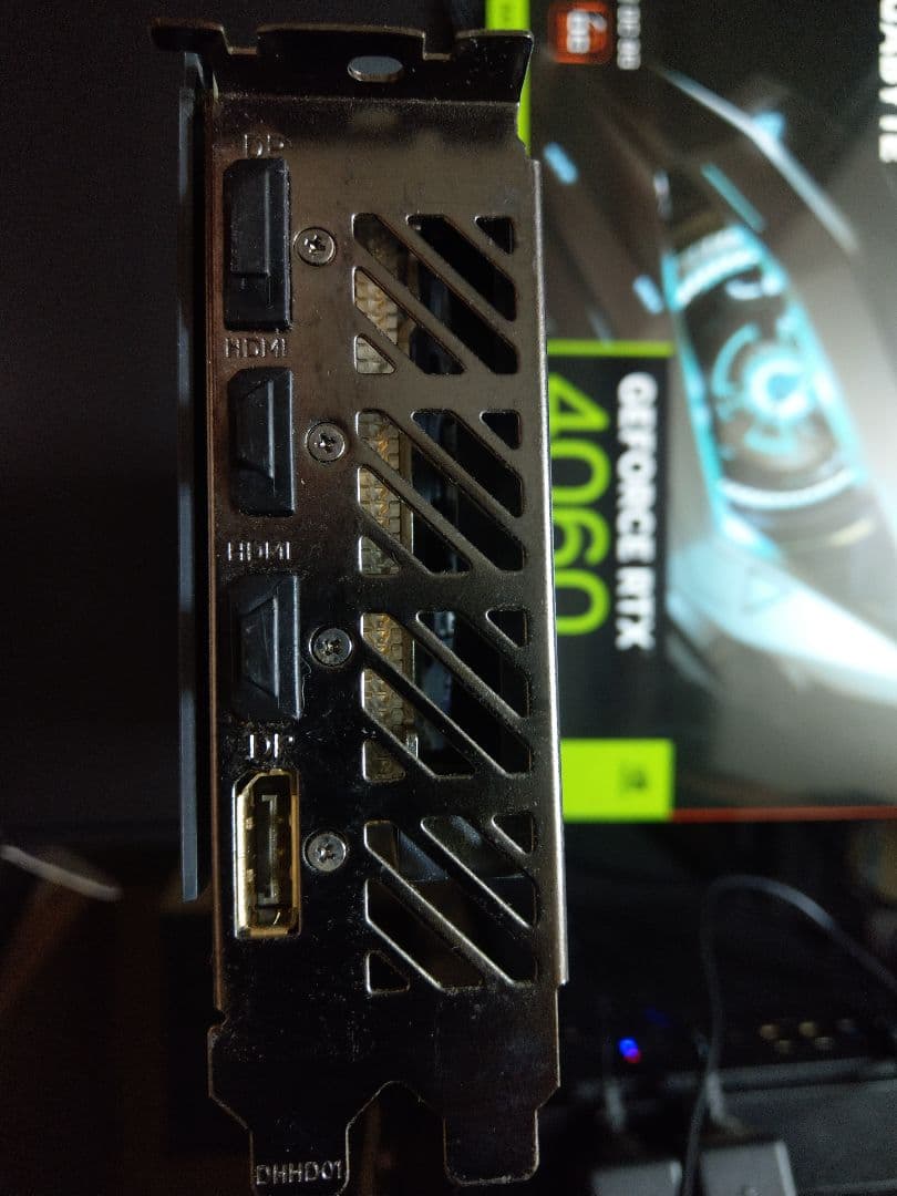 グラフィックボード・グラボ・ビデオカード GIGABYTE RTX4060 GV-N4060EAGLE OC-8GD