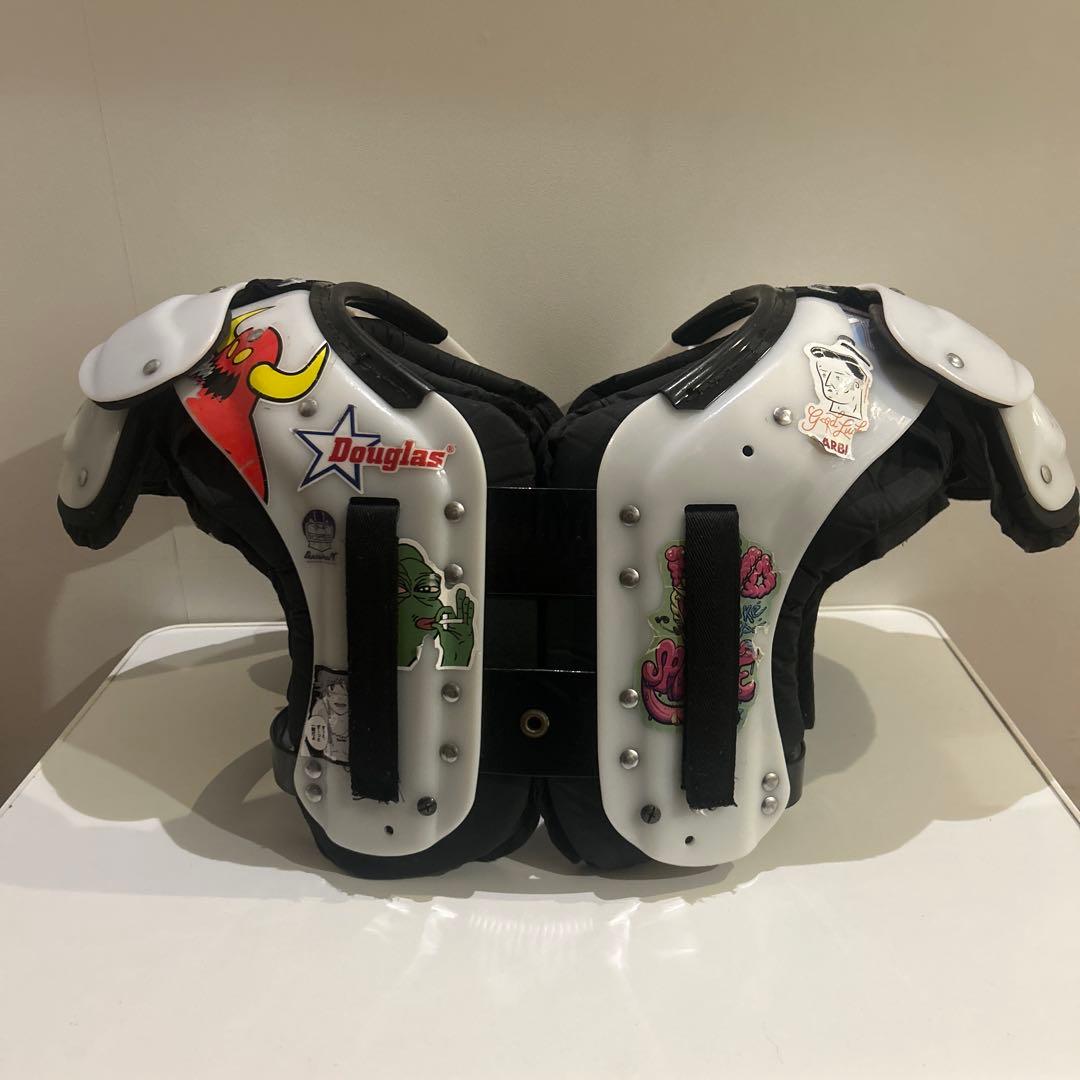 アメフト ショルダー サイズL Douglas