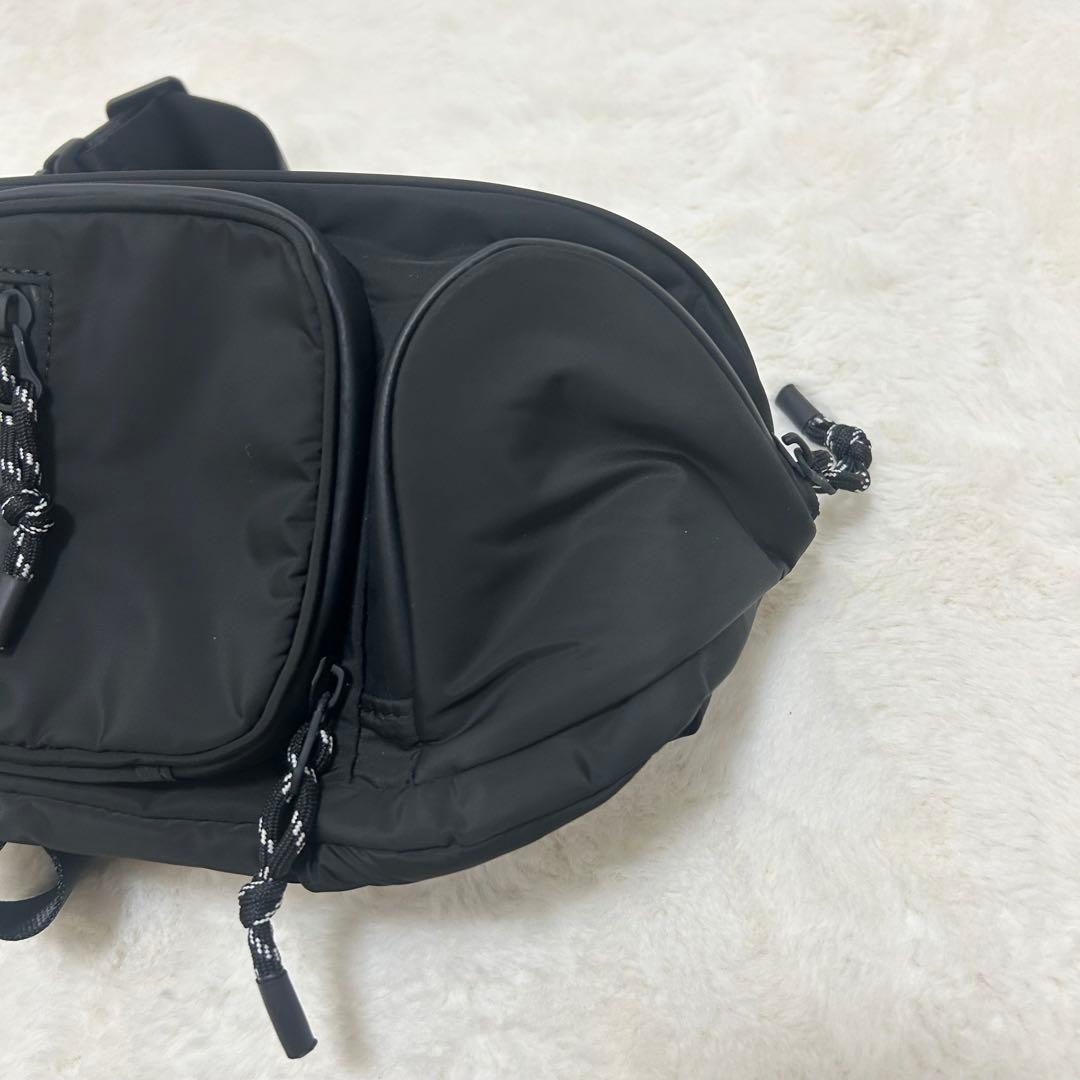 極美品✨アディダスバイステラマッカートニー　ボディバッグ　バムバッグ　ブラック