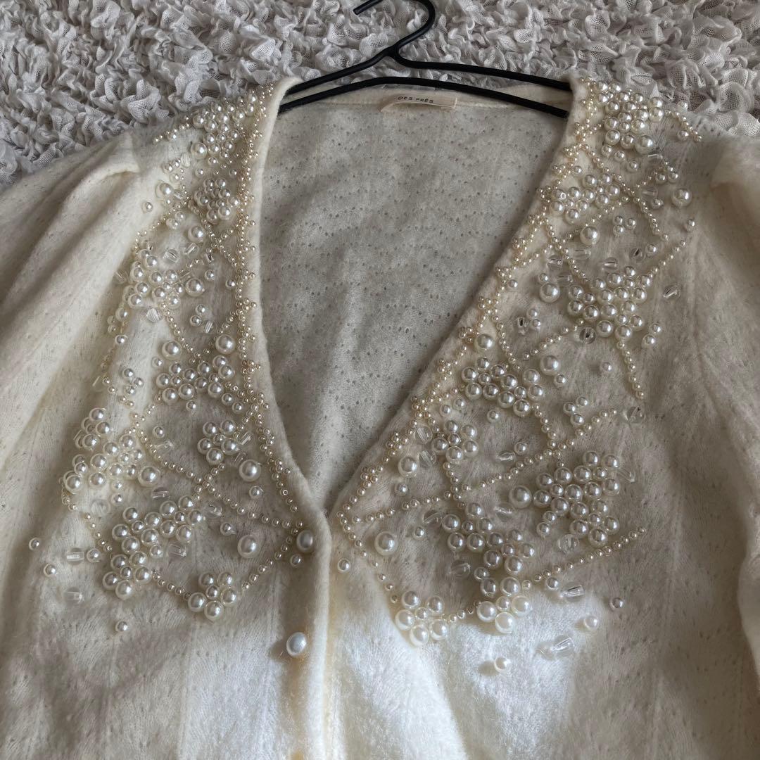 デプレ DES PRES 2024AW パールレースステッチVネックカーディガン