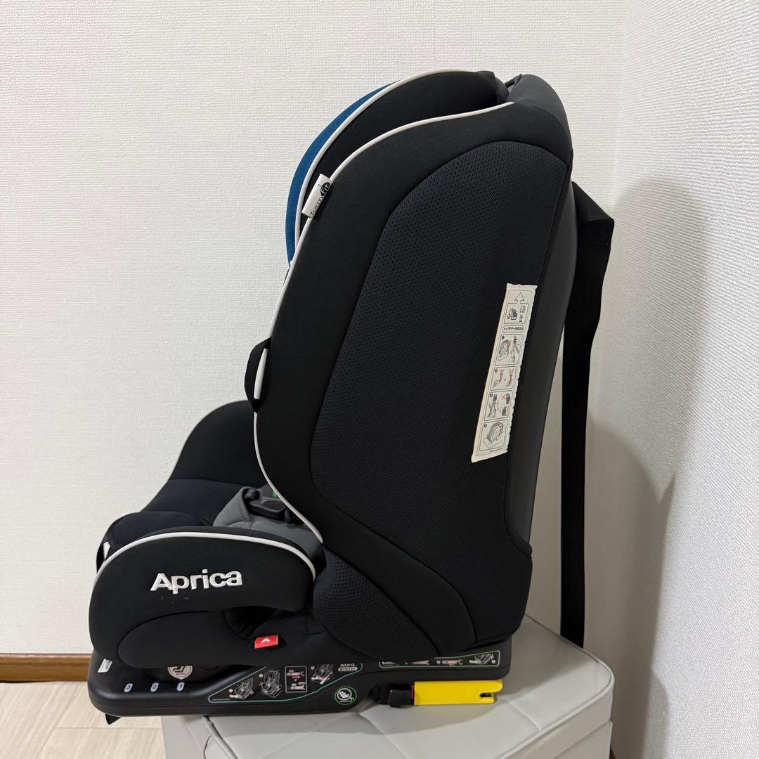 美品 Aprica チャイルド&ジュニアシート ISOFIX フォームフィット