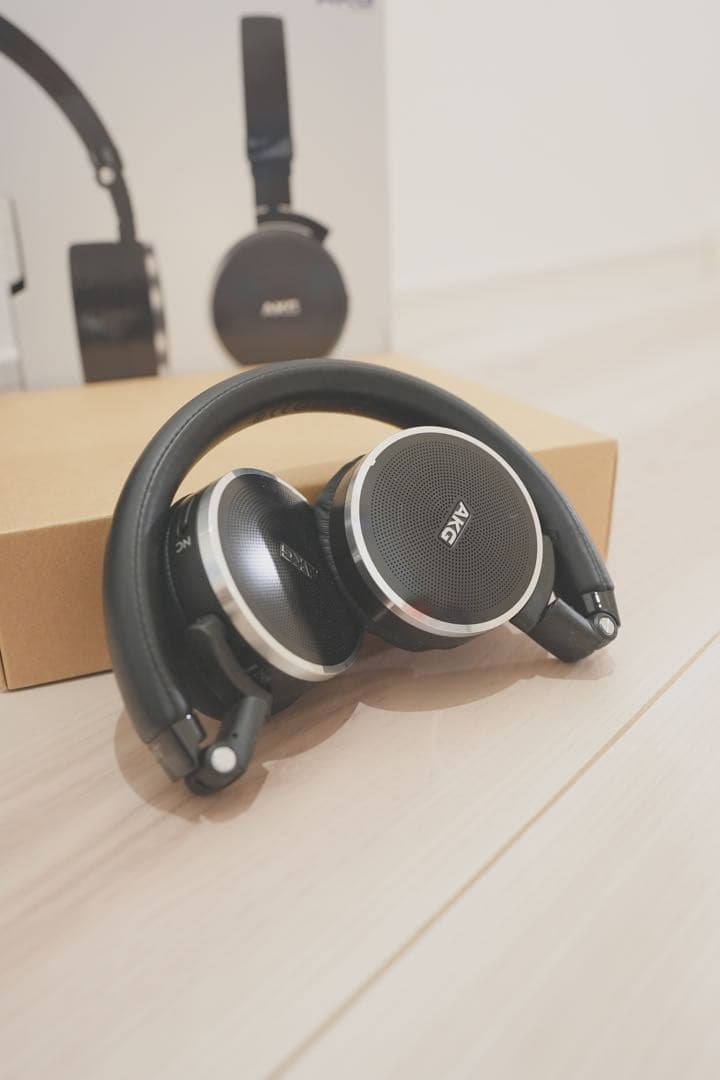 AKG N60 ノイズキャンセリングヘッドフォン ブラック