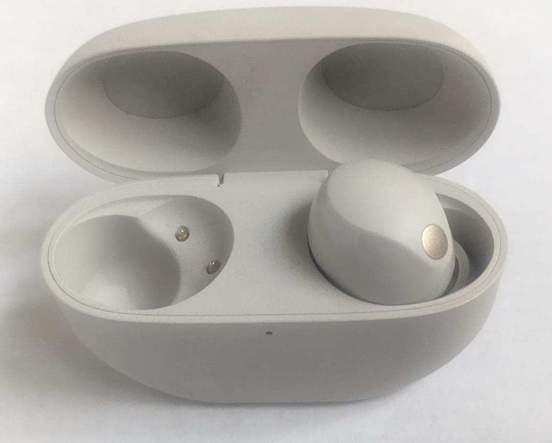 ソニーワイヤレスイヤホンWF-1000XM5S 右本体+充電器+付属品