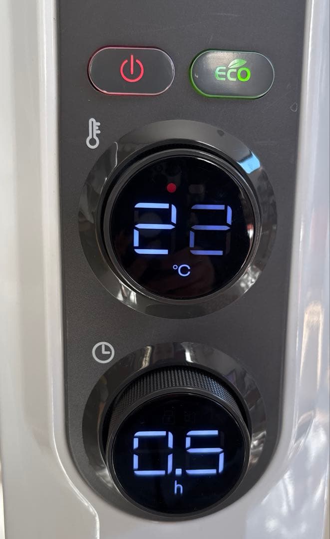 DeLonghi デロンギ　オイルヒーター ホワイト　RHJ35M0812-DG