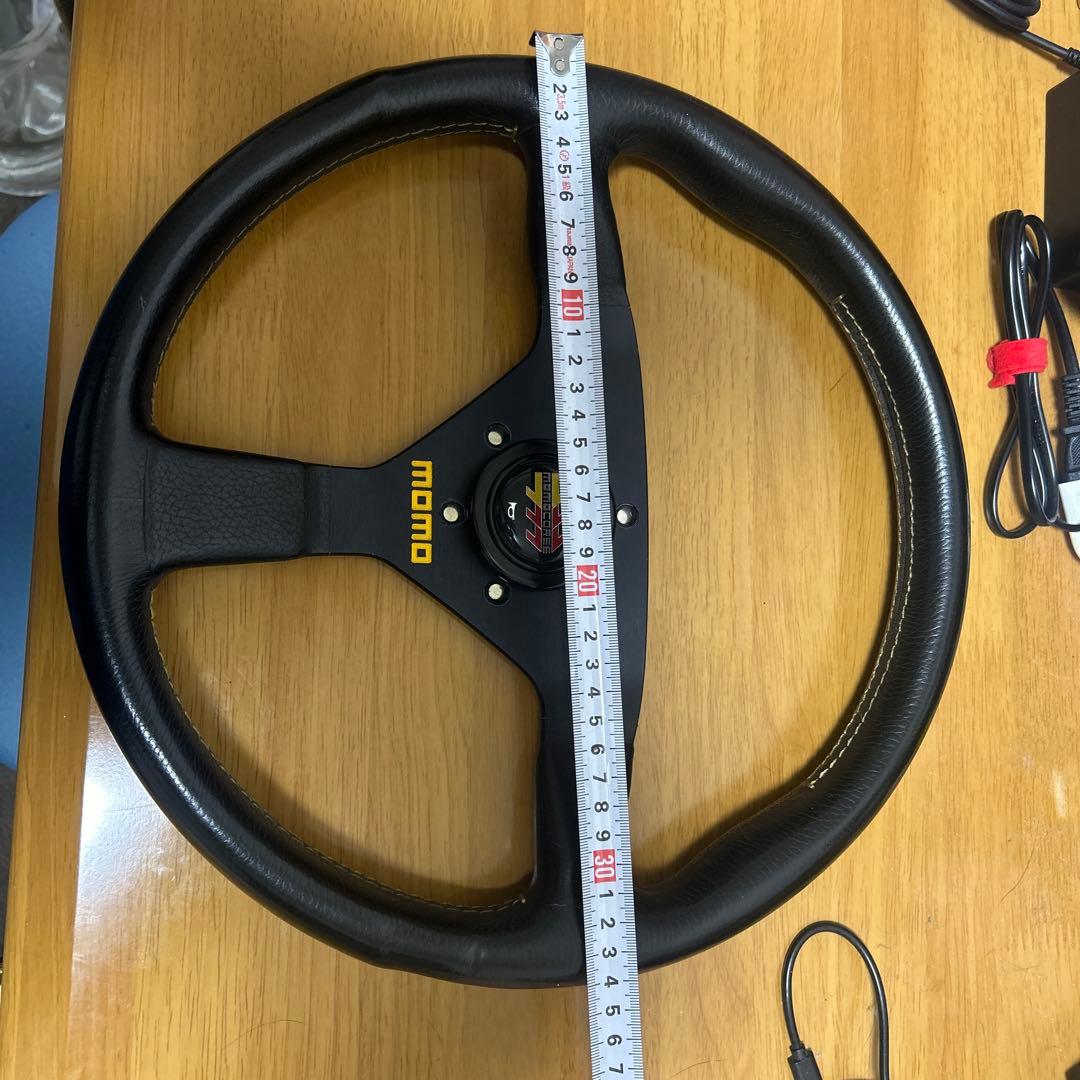 momo ステアリングホイール　ハンドル　ベローチェ　ホーンボタン付き