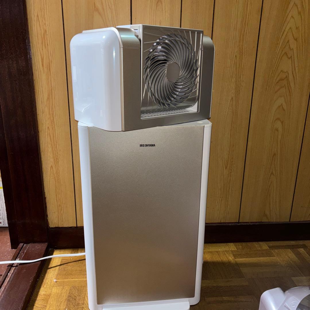 アイリスオーヤマ サーキュレーター 衣類乾燥除湿機2021年製！