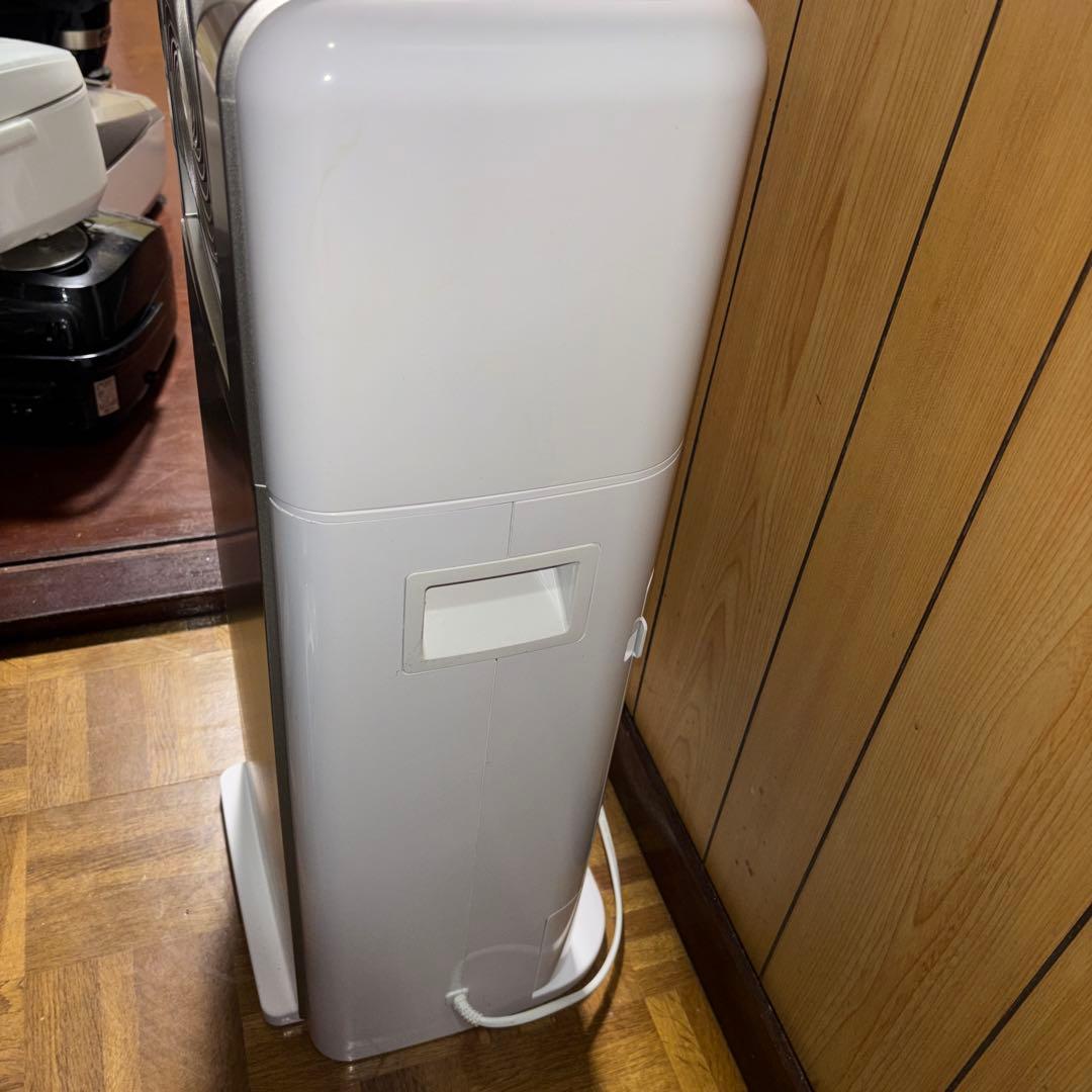 アイリスオーヤマ サーキュレーター 衣類乾燥除湿機2021年製！