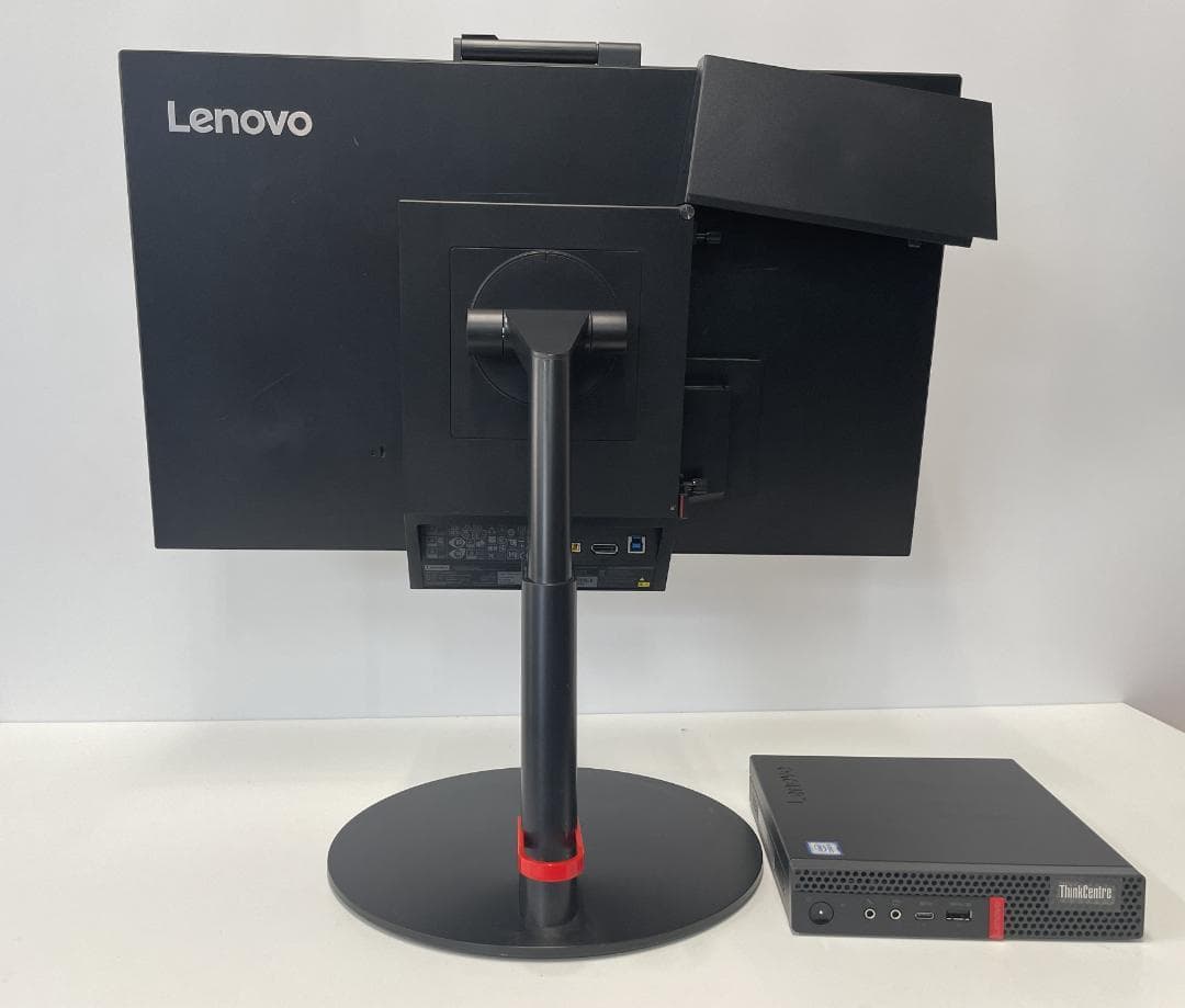レノボ　デスクトップPC i5九世代+モニターセット(キーボード、マウス付き）