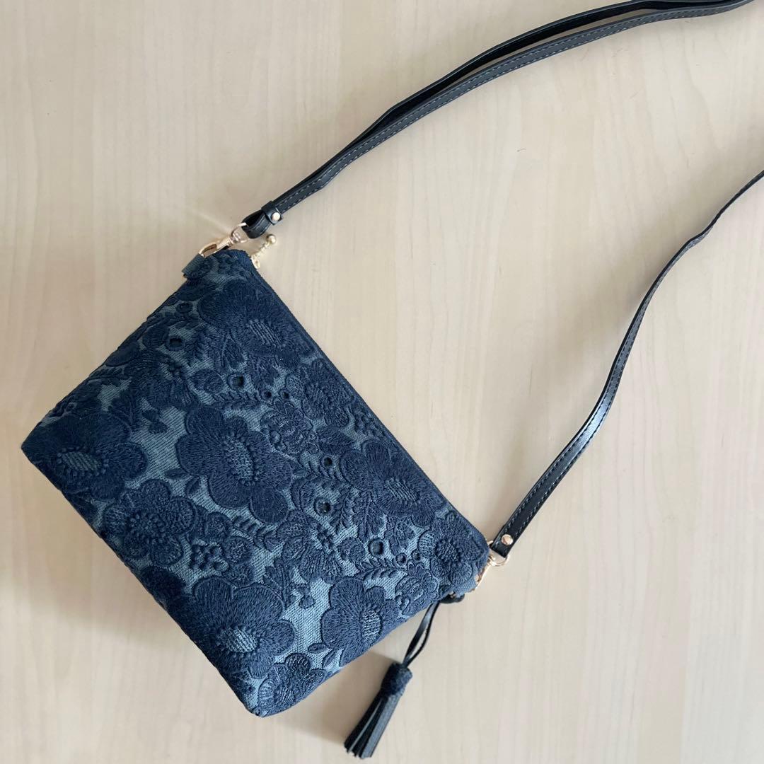 ミナペルホネン smile flowerショルダーバッグMB509-101