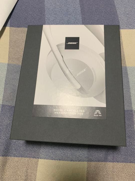 瀬戸大也選手サイン入りBOSE NC 700 LUXE SILVER