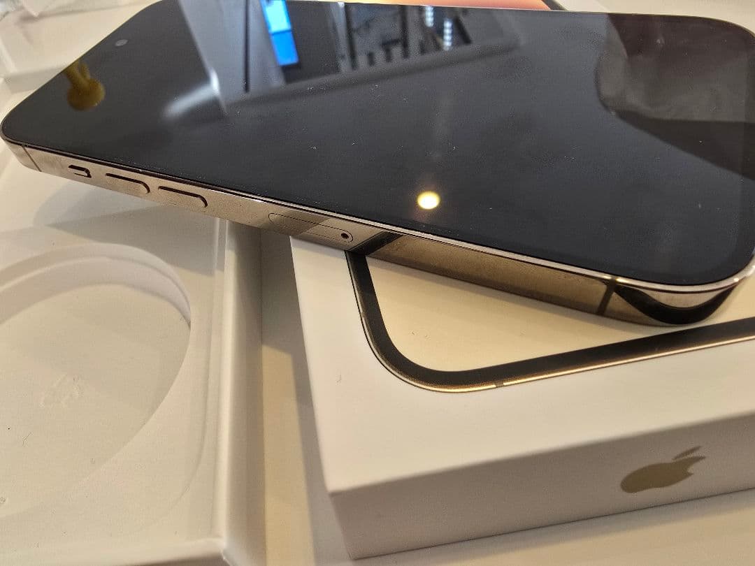 ジャンク iPhone 14 Pro ゴールド 6.1インチ 本体 256gb