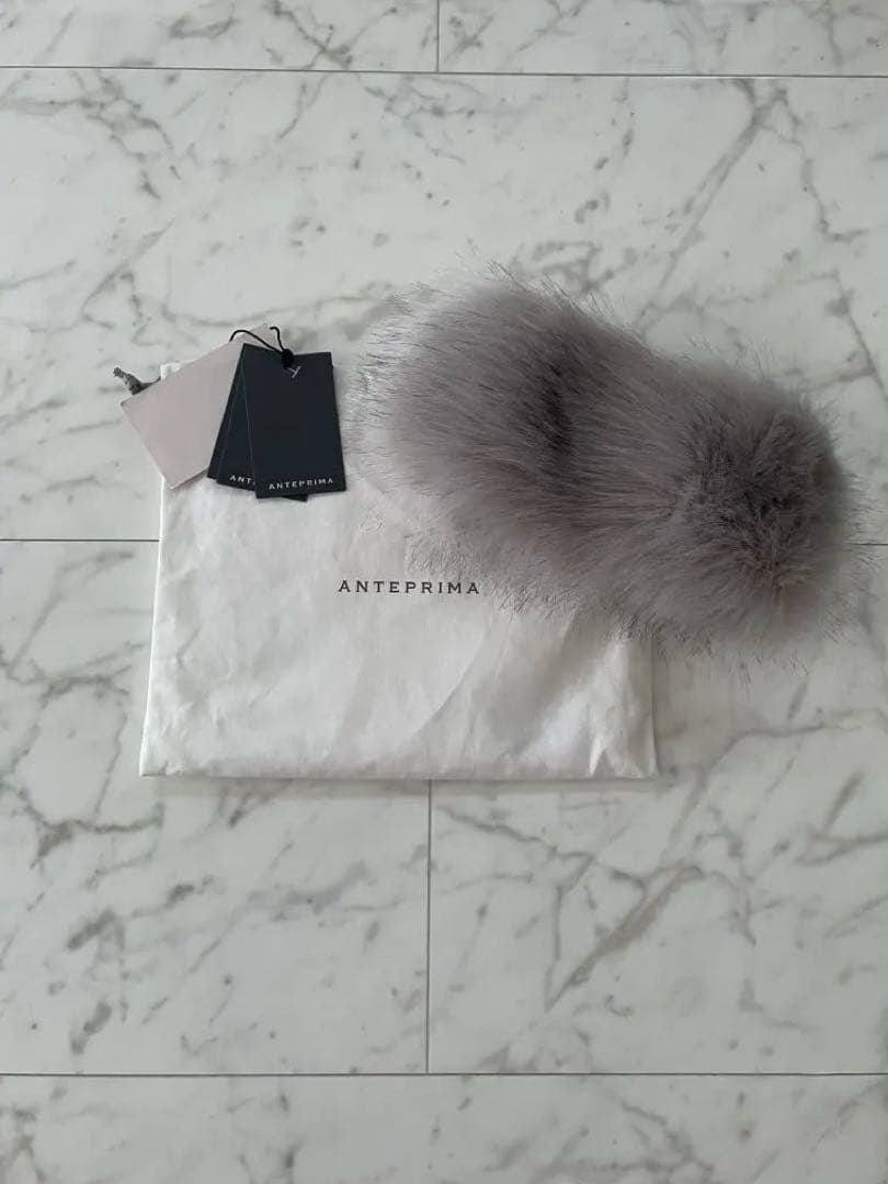 アンテプリマ ペロ グレー ワイヤーバッグ シルバー ファー