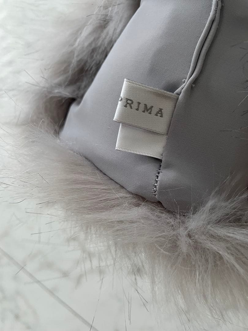 アンテプリマ ペロ グレー ワイヤーバッグ シルバー ファー